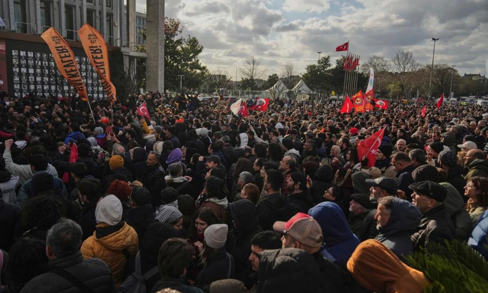 1.133 συλλήψεις σε πέντε ημέρες έχει πραγματοποιήσει η Τουρκία - Προειδοποιεί με μήνυμα τους διαδηλωτές